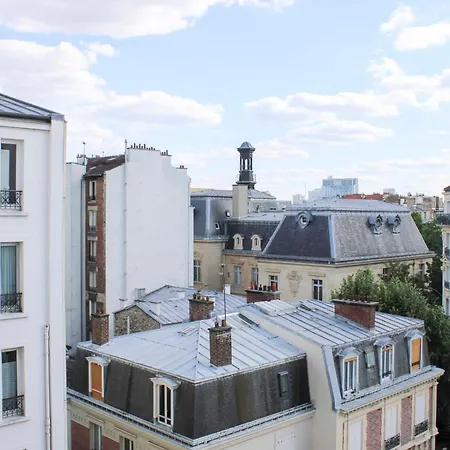 With Work Space At The Gates Of Paris *